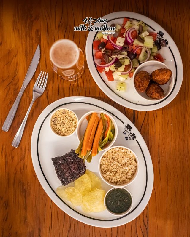 Na Milk & Mellow, nossos Prime Steaks são grelhados no ponto perfeito para realçar cada detalhe do sabor. 

Com acompanhamentos variados e molhos especiais, eles transformam sua refeição em uma experiência completa.
Terça-feira com gostinho de quero mais?
Só se for aqui. 🍽️🥩

📍Unidade JK:
Av. Presidente Juscelino Kubitschek, 101

🚨 ATENDIMENTO:

👉 UNIDADE JK
Seg. e Ter.: 12h às 0h
Qua. a Sáb.: 12h às 4h
Dom.: 12h às 2h

👉 UNIDADE CIDADE JARDIM
Seg. e Ter.: 12h às 0h
Qua., Qui. e Dom.: 12h às 2h
Sex. e Sáb.: 12h às 4h

👉 DELIVERY E IFOOD
Seg. e Ter.: 12h às 0h
Qua. a Sáb.: 12h às 4h
Dom.: 12h às 2h

📞 Pedidos:
(11) 4118-7878 (Unidade JK)
(11) 3168-4516 (Unidade Cidade Jardim)
.
.
.
#milkmellow #PrimeSteaks #FileMignon #BurgerLovers #SaborInesquecível #sp #hamburgueriasp #bifeancho